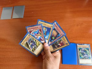Nueva mano cartas Yu-Gi-Oh